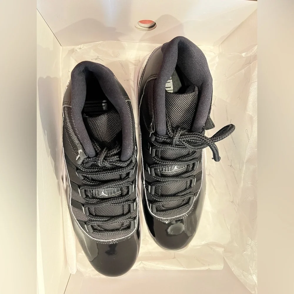 Jordan Retro 11 - Picture 3 of 6